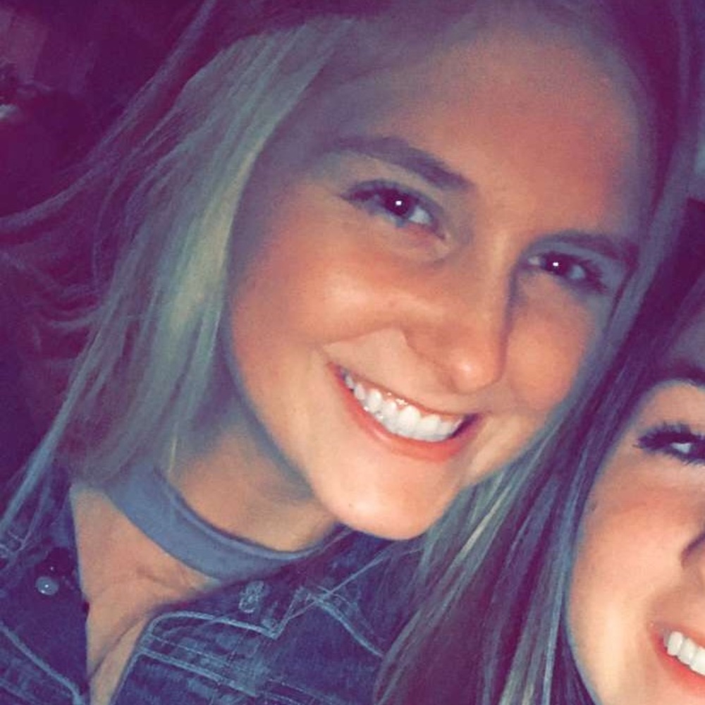 Meet your Posher, Bella